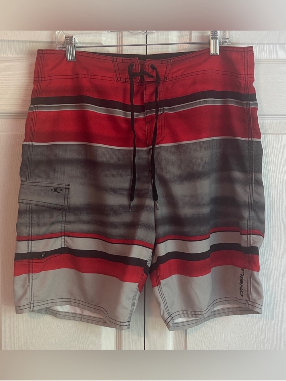 O’Neill Men’s Red Gray Striped Board Shorts Size 34
